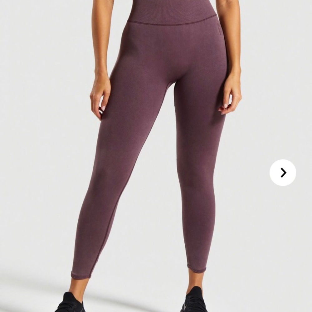 SOLD GYMSHARK studio leggings